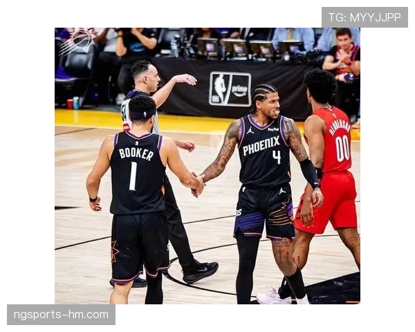 杰伦·威廉姆斯利用挡拆创造出手空间显著提升季后赛得分效率